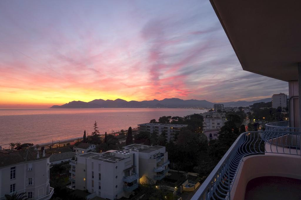 Western Cannes - Panoramic View Cameră foto